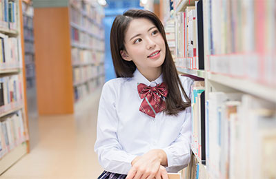 在幼儿园做保育员需要什么条件